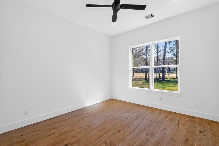 Spacious, unfurnished interior of a new home in , Splendora (Image 27).