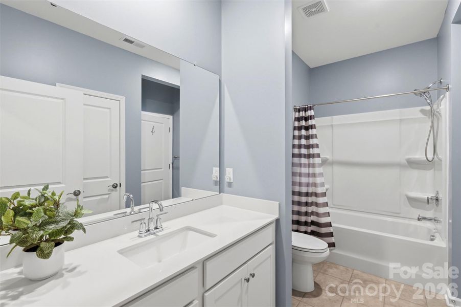 Furnished interior view inside a new home in , Fort Mill (Image 15).