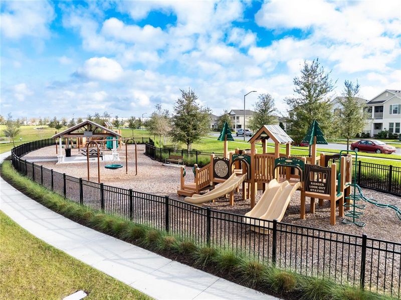 Community amenities in Waterleigh, Winter Garden (Image 32). Community amenities in Waterleigh, Winter Garden (Image 32).