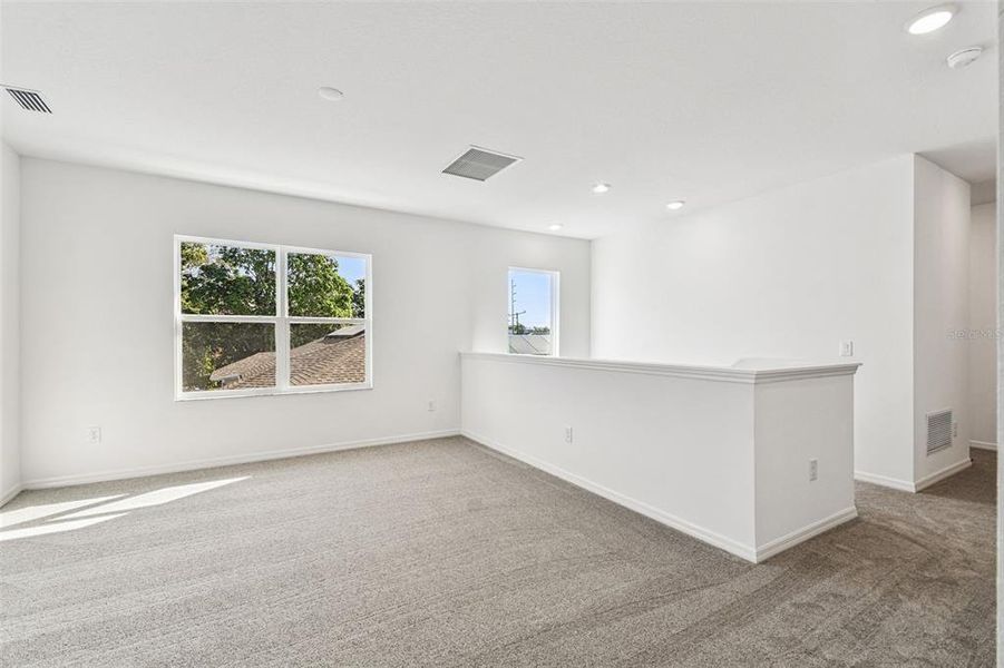 Spacious, unfurnished interior of a new home in City of Tampa, Tampa (Image 50). Spacious, unfurnished interior of a new home in City of Tampa, Tampa (Image 50).