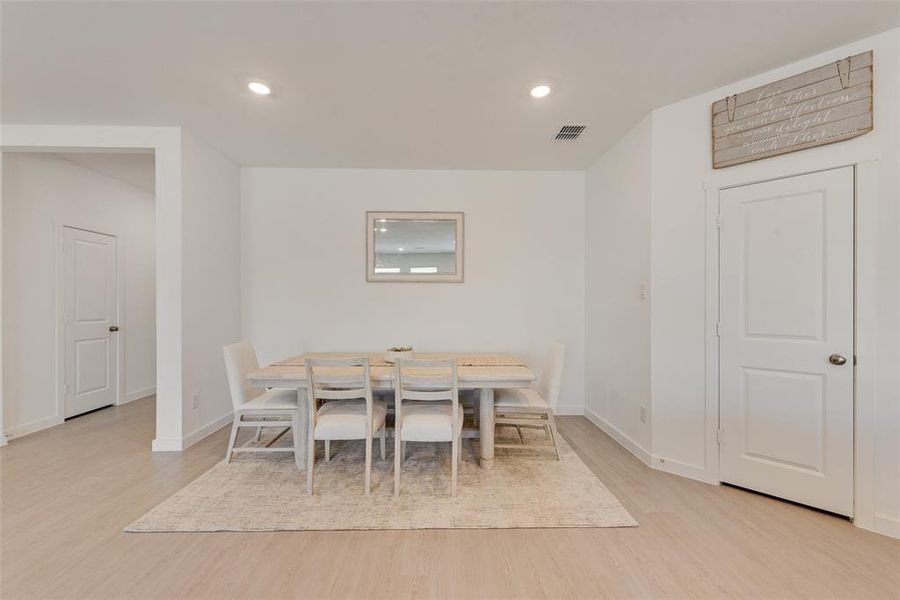 Designated Dining Area, pantry door