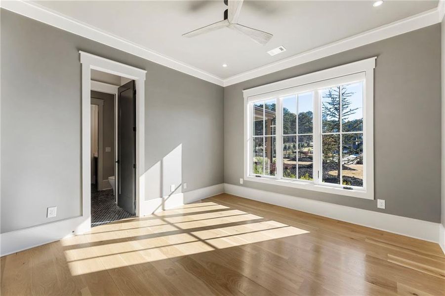 Spacious, unfurnished interior of a new home in , Alpharetta (Image 67).