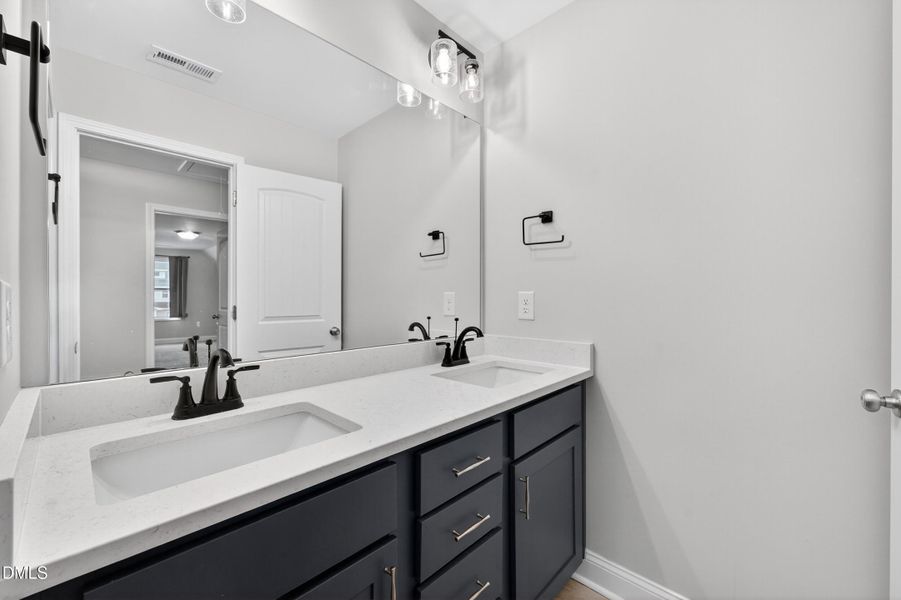 26 -35 waverly pond ln, interior 26 -35 waverly pond ln, interior