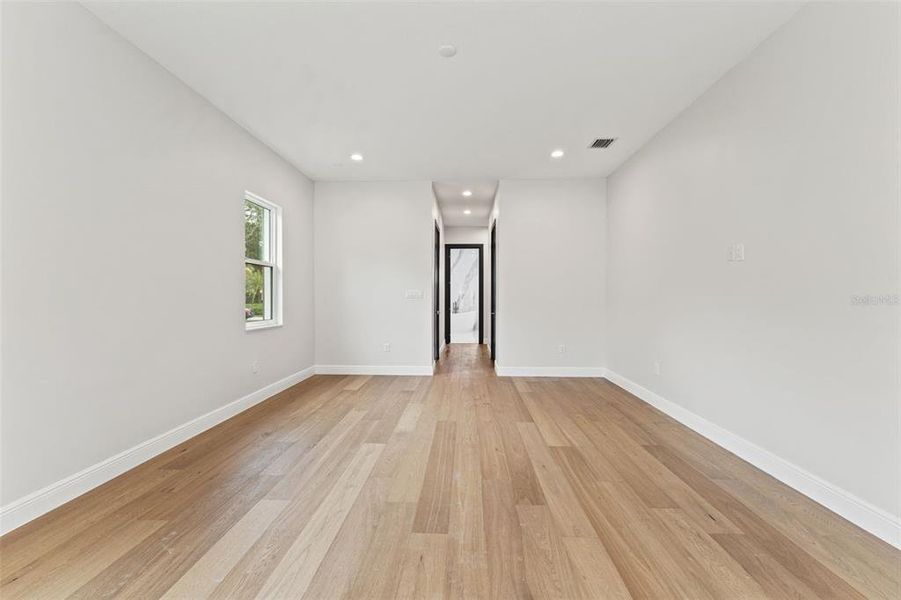 Spacious, unfurnished interior of a new home in , Trinity (Image 53).