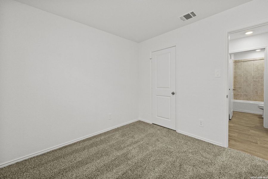 Spacious, unfurnished interior of a new home in Hickory Ridge, Elmendorf (Image 23).