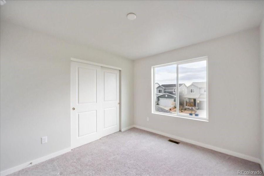 Spacious, unfurnished interior of a new home in Farmlore, Brighton (Image 20).