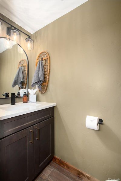 Furnished interior view inside a new home in , Idaho Springs (Image 7).