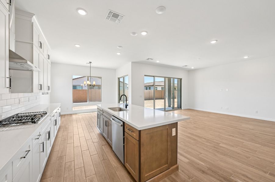 Kitchen, dining and great room. Finishes and options may vary Kitchen, dining and great room. Finishes and options may vary