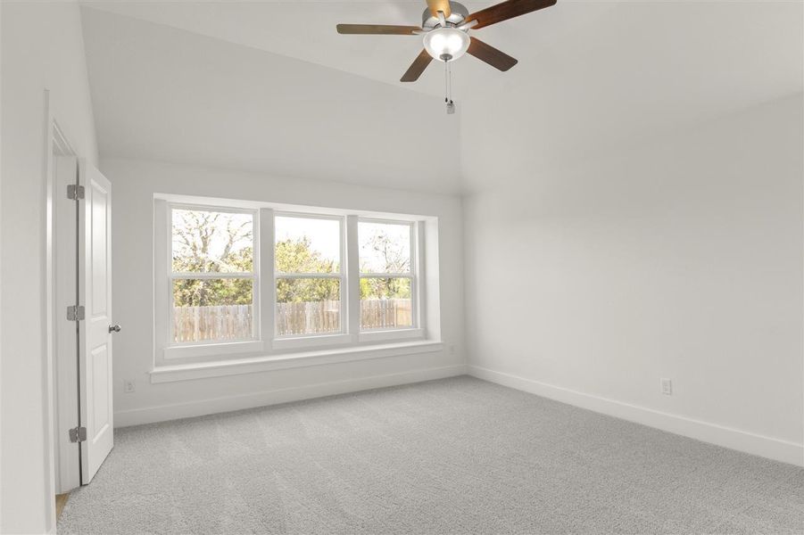 Image 29 of a home in Grande Estates.