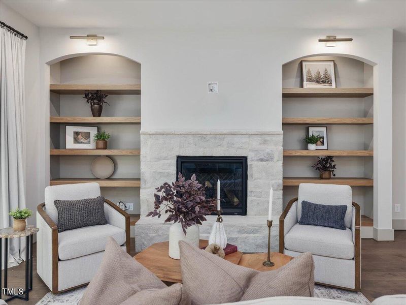 028-Living Room 028-Living Room