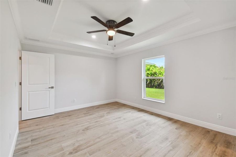 Spacious, unfurnished interior of a new home in , Port Charlotte (Image 38). Spacious, unfurnished interior of a new home in , Port Charlotte (Image 38).