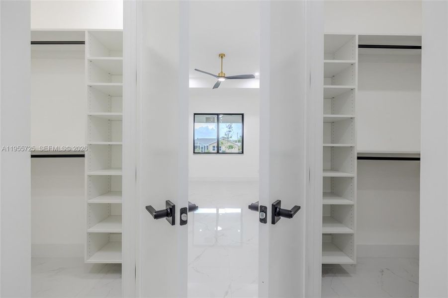 Close-up of interior finishes inside a home in , Cape Coral (Image 34).