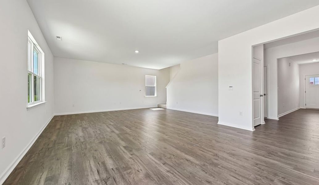 Spacious, unfurnished interior of a new home in Shahbain Reserve, Raeford (Image 20). Spacious, unfurnished interior of a new home in Shahbain Reserve, Raeford (Image 20).