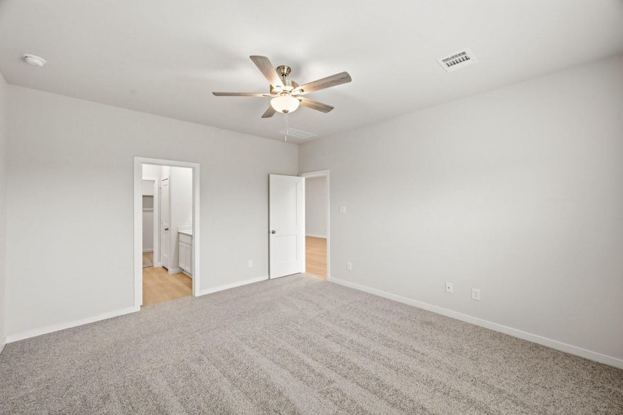 Spacious, unfurnished interior of a new home in Maple Woods, Hockley (Image 29).