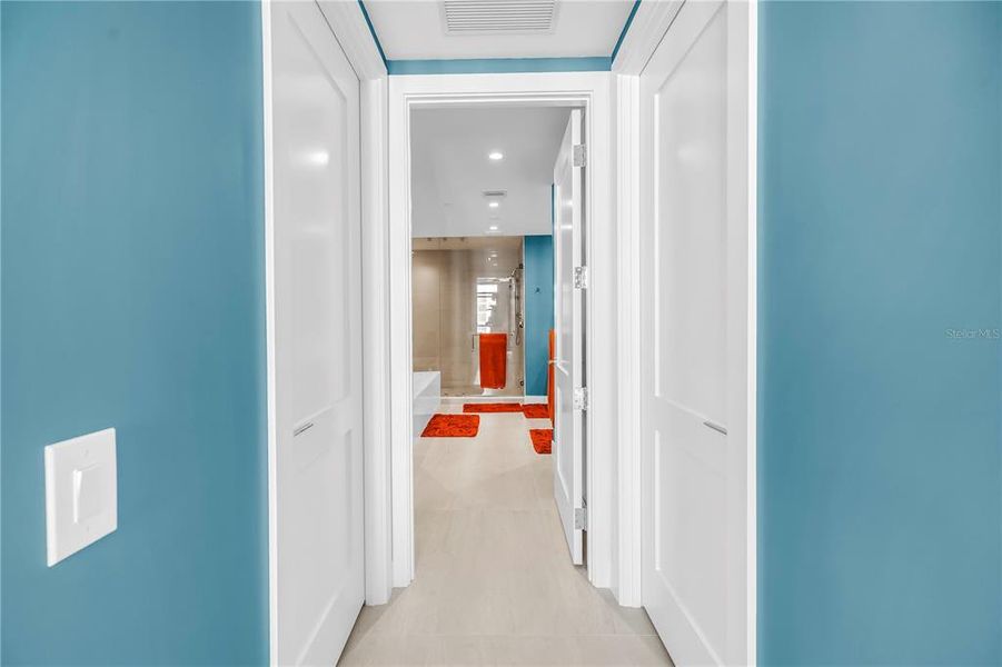 Furnished interior view inside a new home in Saltaire, St. Petersburg (Image 37).