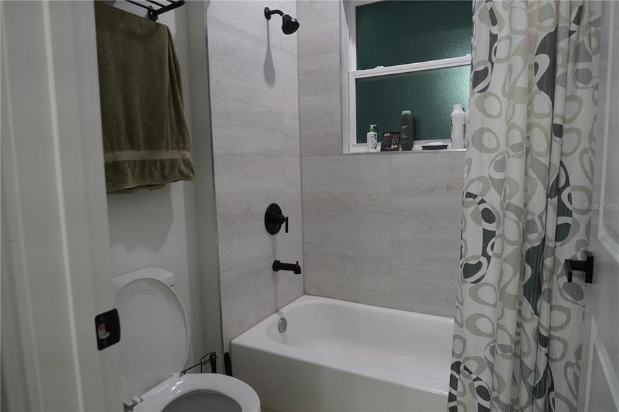 Furnished interior view inside a new home in , Ocala (Image 32).