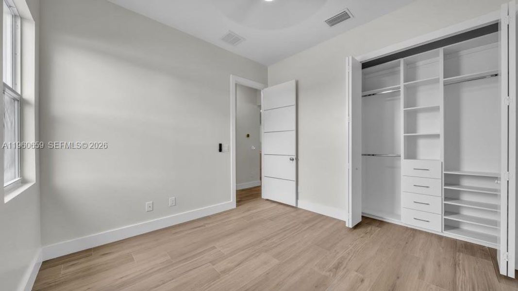 Spacious, unfurnished interior of a new home in , Cape Coral (Image 35). Spacious, unfurnished interior of a new home in , Cape Coral (Image 35).