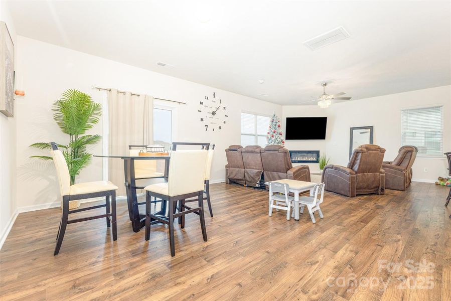 Furnished interior view inside a new home in Fergus Crossing, York (Image 13). Furnished interior view inside a new home in Fergus Crossing, York (Image 13).