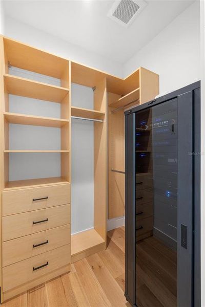 Image 80 of a home in .