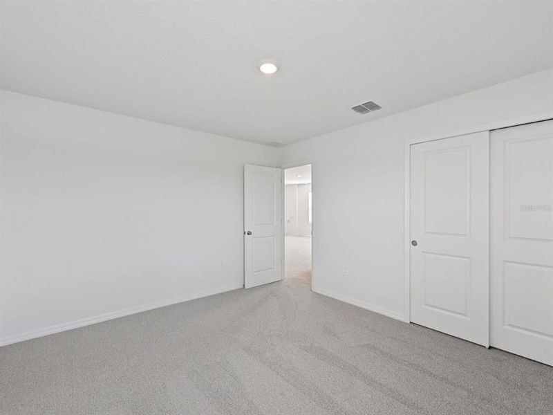 Spacious, unfurnished interior of a new home in Oakfield Trails - Premier Series, Parrish (Image 31).