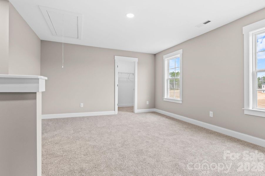Spacious, unfurnished interior of a new home in , Lexington (Image 43).