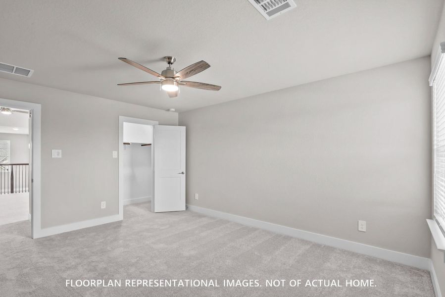 Spacious, unfurnished interior of a new home in Sorella, Tomball (Image 12).