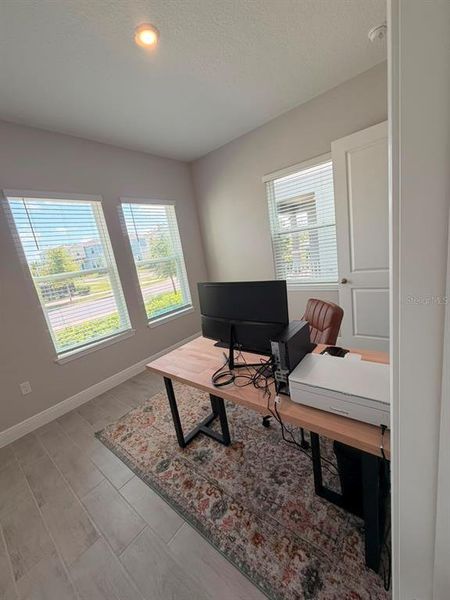 Furnished interior view inside a new home in , Winter Garden (Image 25).