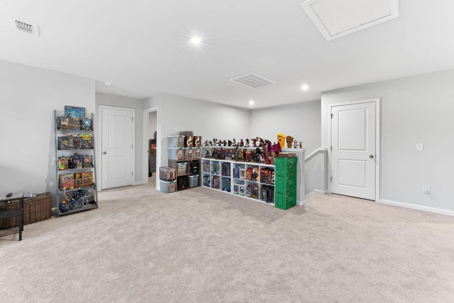 Image 52 of a home in Bradford Pointe.