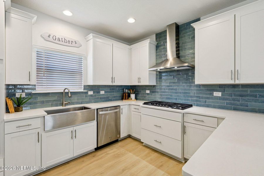 Furnished interior view inside a new home in Beacon Lake, St. Augustine (Image 12).