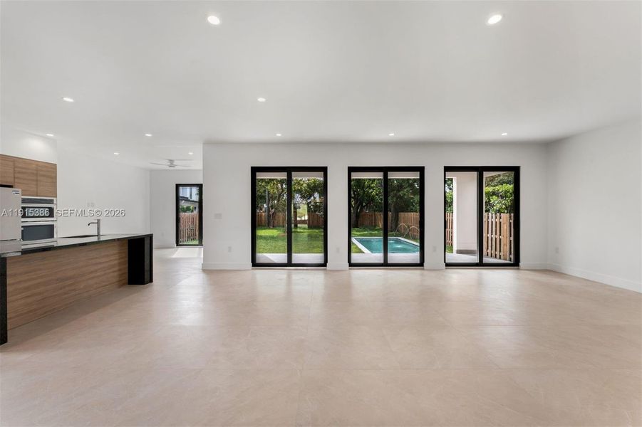 Spacious, unfurnished interior of a new home in , Miami (Image 19).