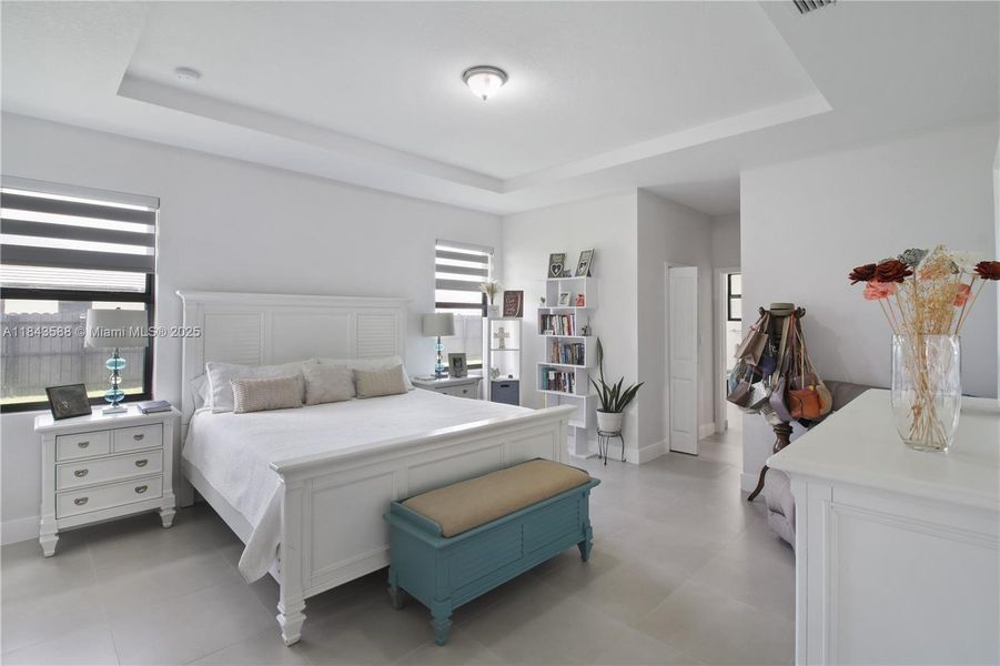 Furnished interior view inside a new home in , Homestead (Image 9).