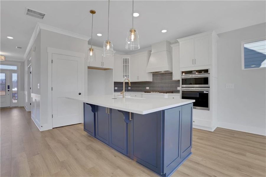 Furnished interior view inside a new home in Twin Lakes, Hoschton (Image 13).