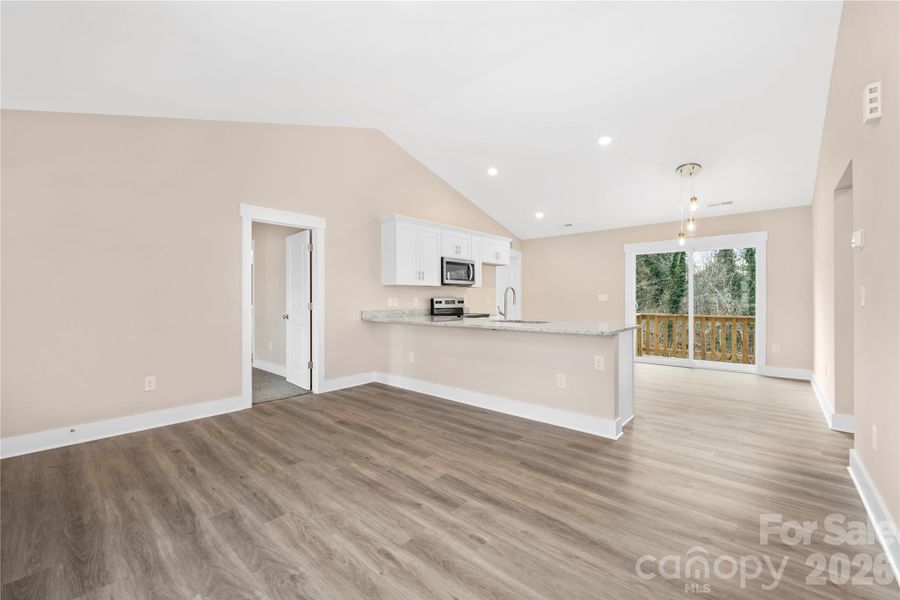 Spacious, unfurnished interior of a new home in , Gastonia (Image 23). Spacious, unfurnished interior of a new home in , Gastonia (Image 23).