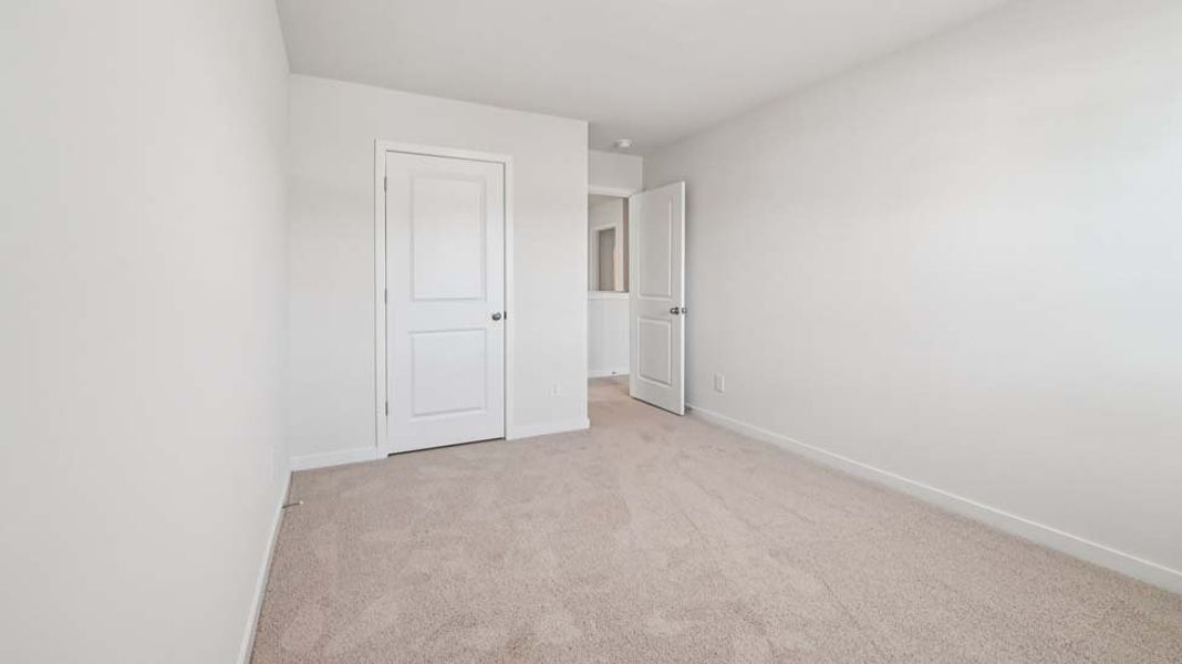 Spacious, unfurnished interior of a new home in Providence Walk, Hendersonville (Image 21).