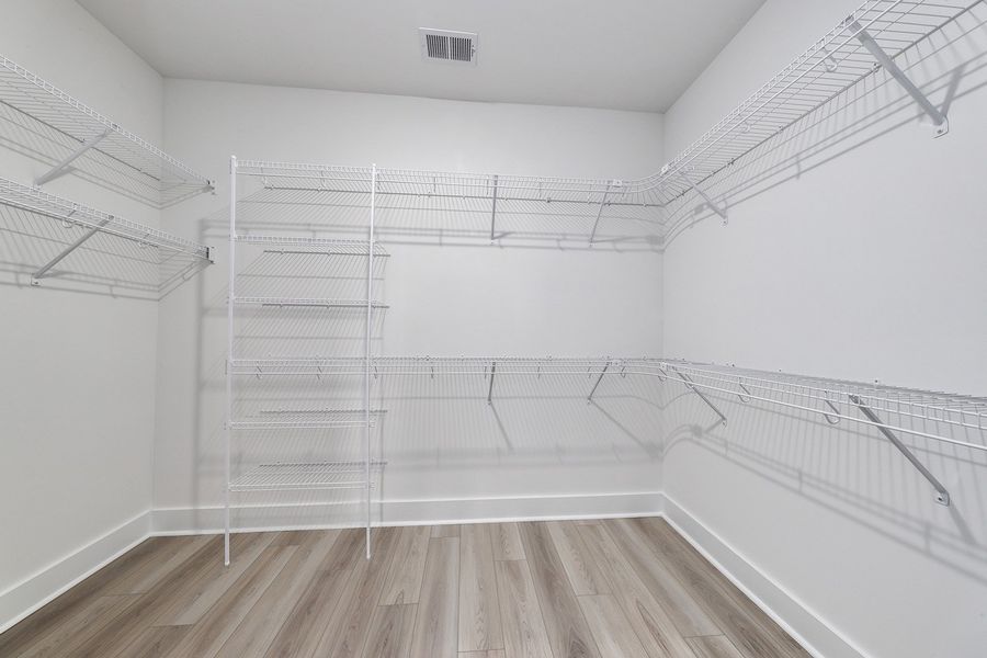 Spacious, unfurnished interior of a new home in Arcadia, Myrtle Beach (Image 31). Spacious, unfurnished interior of a new home in Arcadia, Myrtle Beach (Image 31).
