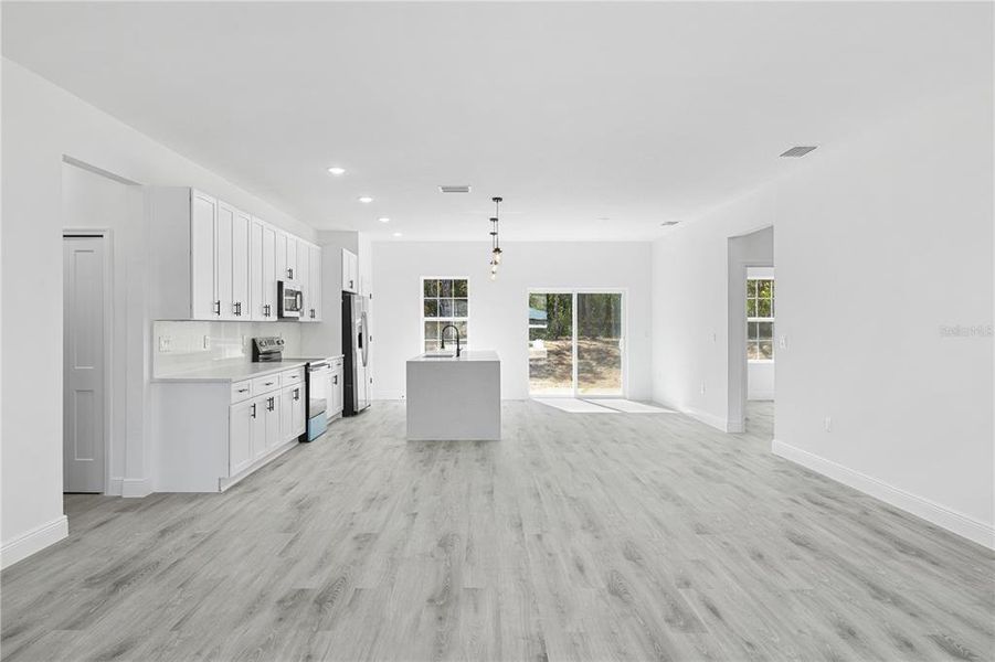 Spacious, unfurnished interior of a new home in , Citrus Springs (Image 15). Spacious, unfurnished interior of a new home in , Citrus Springs (Image 15).