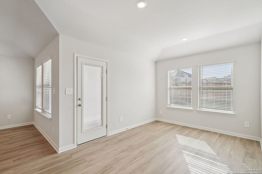 Spacious, unfurnished interior of a new home in Arcadia Ridge - Premier Series, San Antonio (Image 15). Spacious, unfurnished interior of a new home in Arcadia Ridge - Premier Series, San Antonio (Image 15).