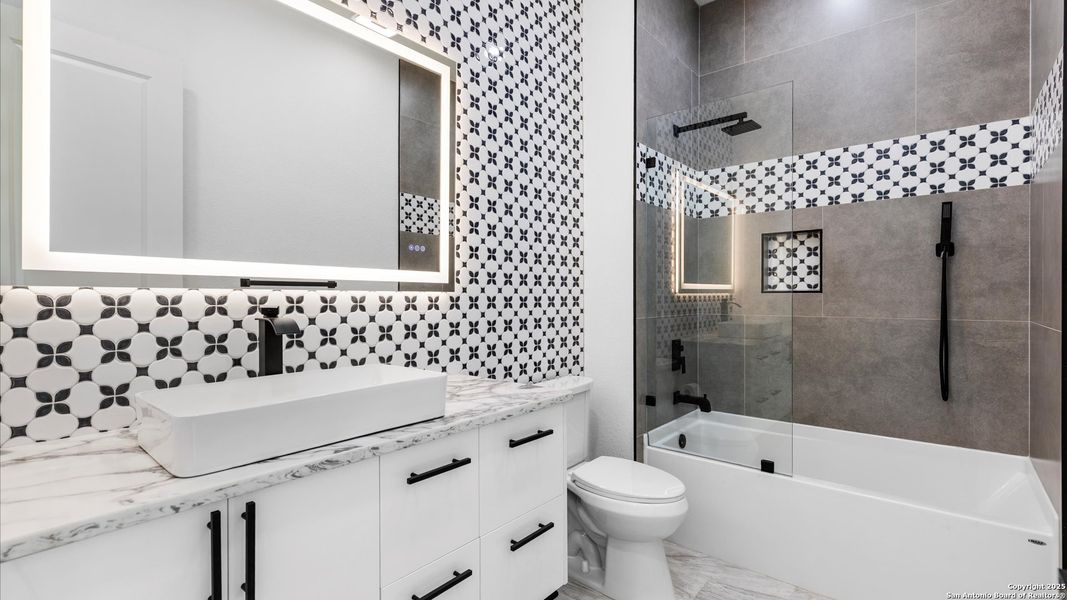 Furnished interior view inside a new home in , San Antonio (Image 12).