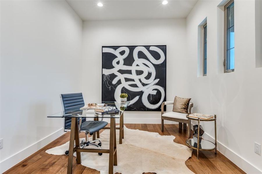 Furnished interior view inside a new home in , Dallas (Image 10). Furnished interior view inside a new home in , Dallas (Image 10).