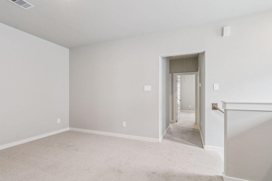 Photo is not of the actual home, but is an inspirational photo of builder’s model home and may depict options, furnishings, and/or decorator features that are not included Photo is not of the actual home, but is an inspirational photo of builder’s model home and may depict options, furnishings, and/or decorator features that are not included