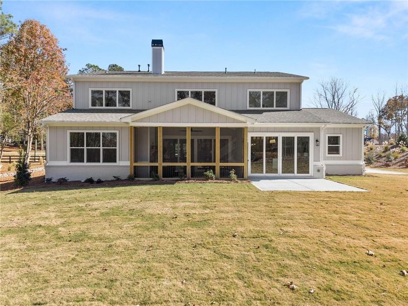 Exterior details and patio area of a home in , Gainesville (Image 38).