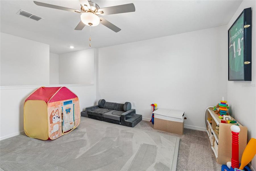 Furnished interior view inside a new home in , Land O' Lakes (Image 17).