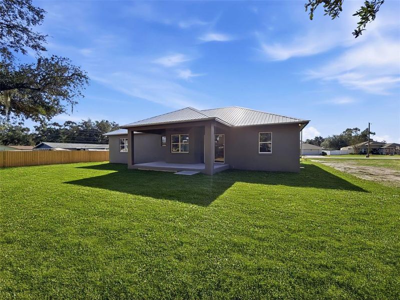 Exterior details and patio area of a home in , Lakeland (Image 44).