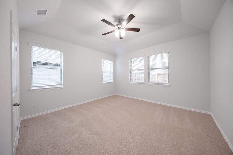 Spacious, unfurnished interior of a new home in Churchill, Anna (Image 13). Spacious, unfurnished interior of a new home in Churchill, Anna (Image 13).
