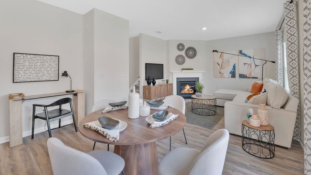 Furnished interior view inside a new home in Emory Creek, Harriman (Image 8).