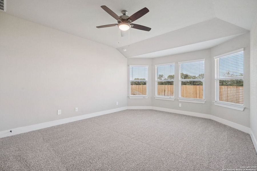 Spacious, unfurnished interior of a new home in Carmel Ranch, Schertz (Image 39). Spacious, unfurnished interior of a new home in Carmel Ranch, Schertz (Image 39).