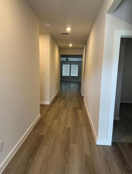 Spacious, unfurnished interior of a new home in Wall Street Village, Richmond (Image 10).