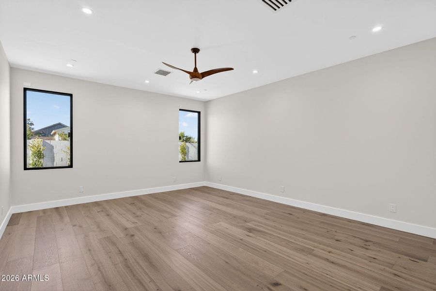 80-web-or-mls-40- E Charter Oak Rd