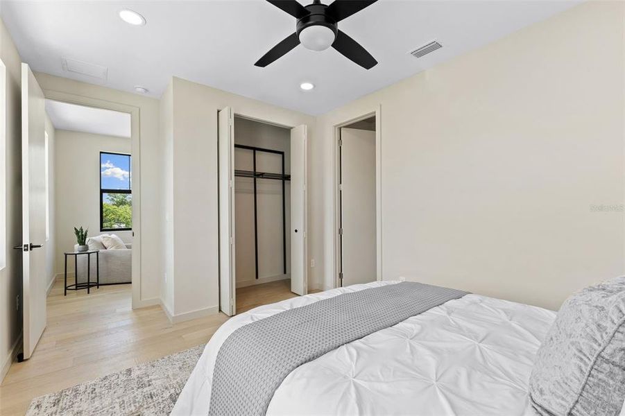 Image 44 of a home in .