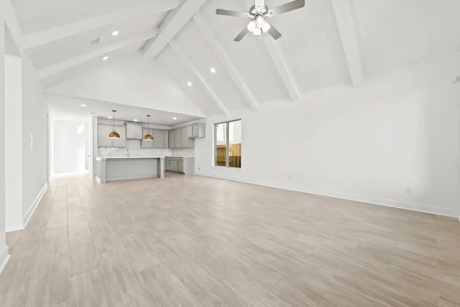 Representative image. Features, specifications, selections and colors may vary. Representative image. Features, specifications, selections and colors may vary.